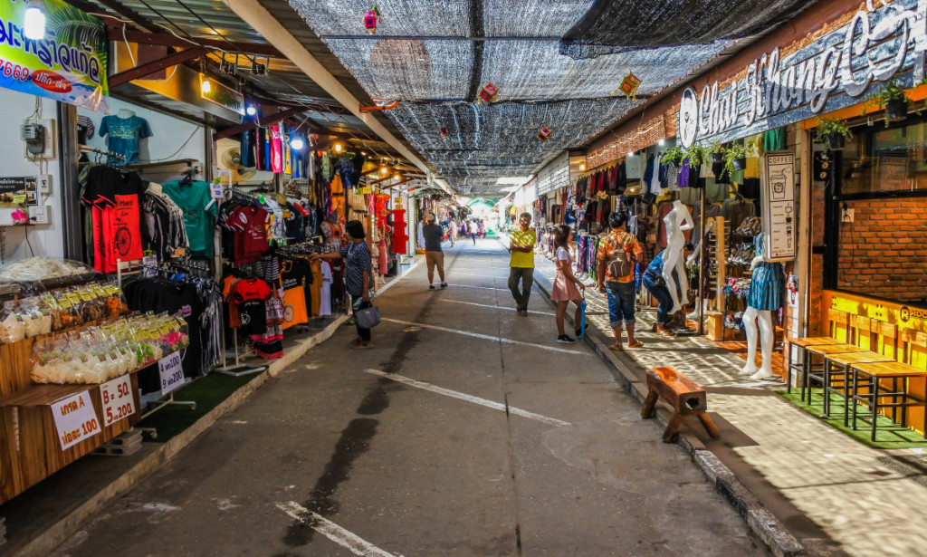 The Best of Andaman's Local Markets: A Shopper's Delight