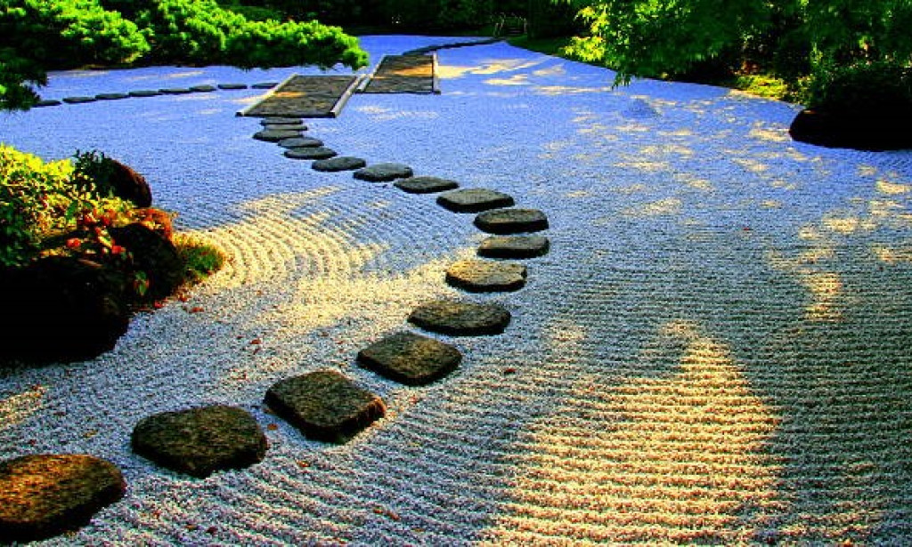 Upgrade Your Outdoor Aesthetics with Stepping Stones Design Services in St. Paul Metro Area