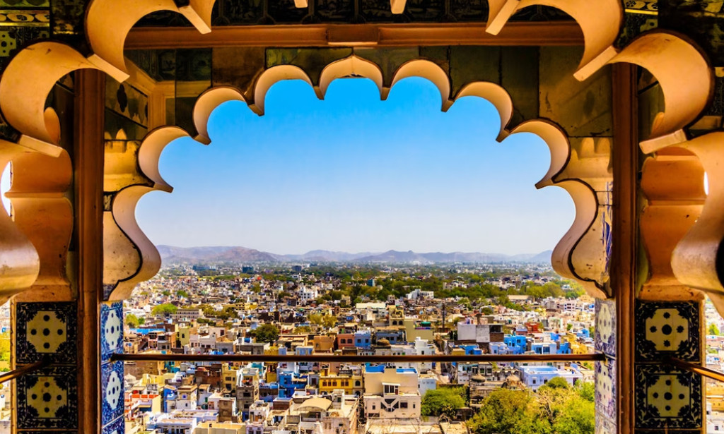 Unlocking the Charms: Explore 8 Unmissable Destinations Defining State Essence