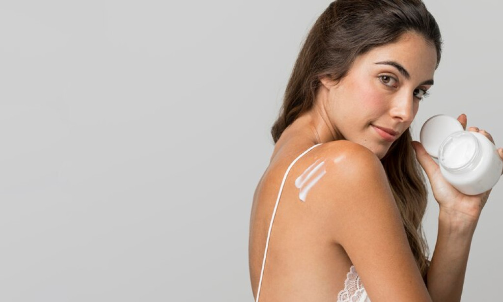 How to Use 7 Days De Tan Removal Cream?