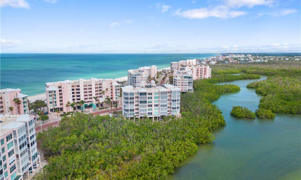 Barefoot Beach vs. Other Bonita Springs Neighborhoods: Where Should You Buy?