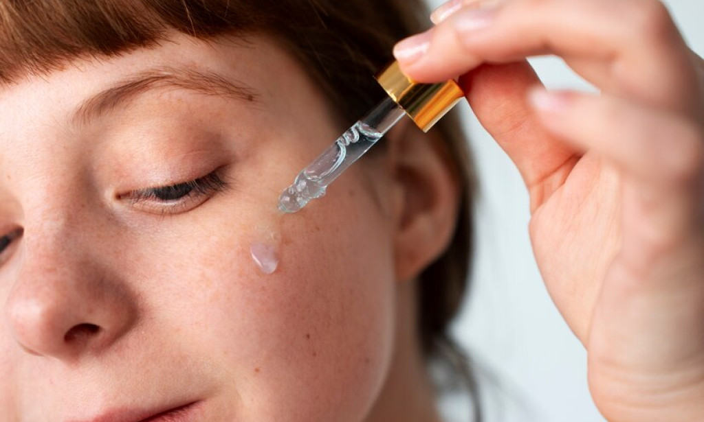 What Does Hyaluronic Acid Serum Do for Your Face?