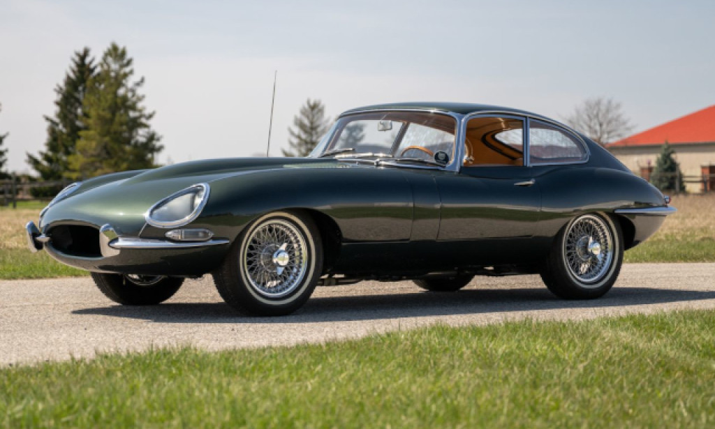 Rare Vintage Muscle Cars from The Fairbairn Collection are Sold in Miller & Miller's Jun 14 Auction