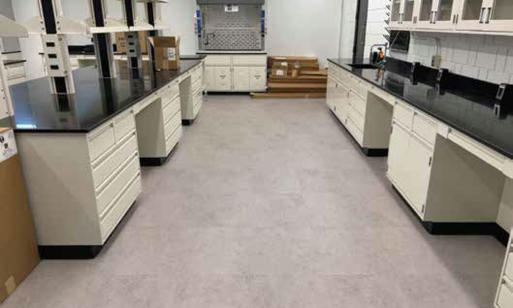 SelecTech, Inc. Updates "Checklist for Replacing Your Lab Floor" with EcoLock
