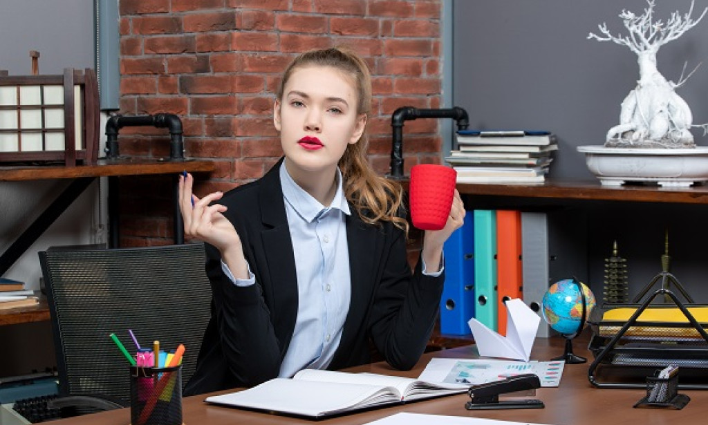 10 Canadian Creator Tax Myths—Debunked (OnlyFans, Twitch, Patreon)