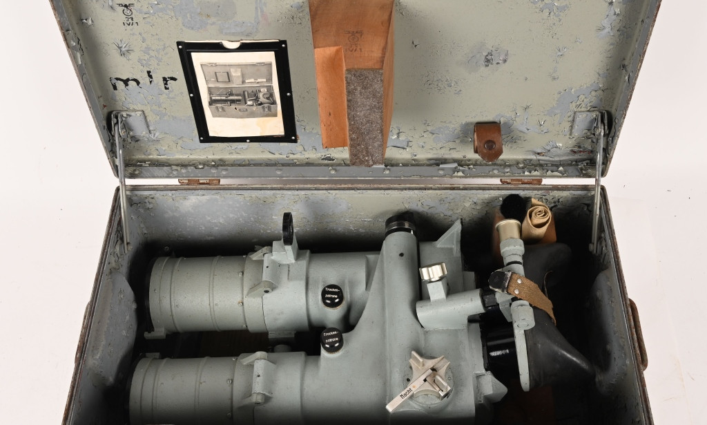 Milestone's April 18 Premier Military & Edged Weapons Auction Salutes American Warriors and Wartime Triumphs