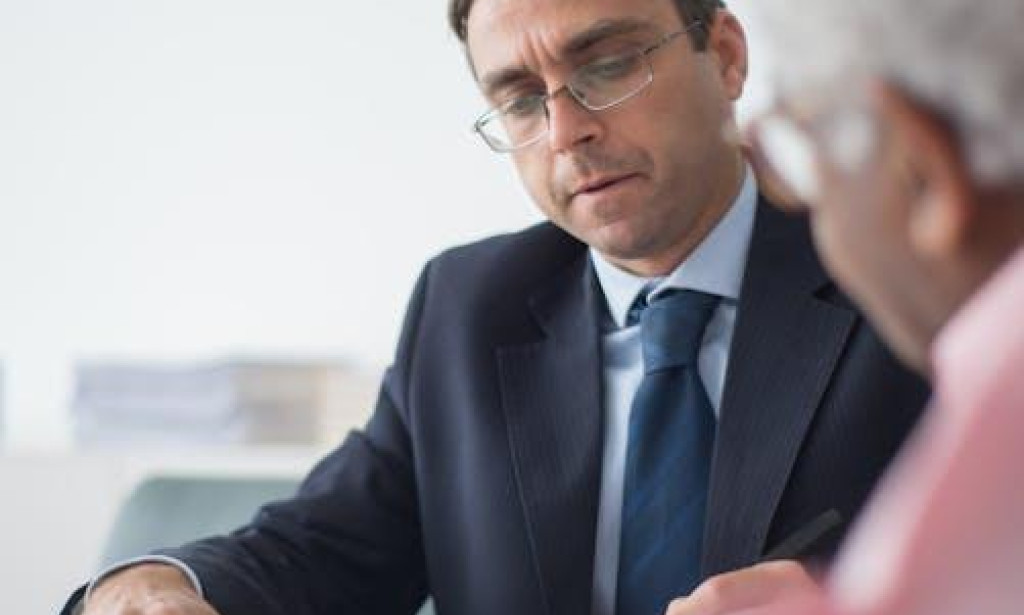 Guaranteed Access: The "Safety Net" Rules if Your 2026 Plan is Discontinued